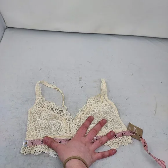 MADEWELL Cream Beige Eyelet Lace Nichole Pull-On Bralette Bra - Picture 5 of 5